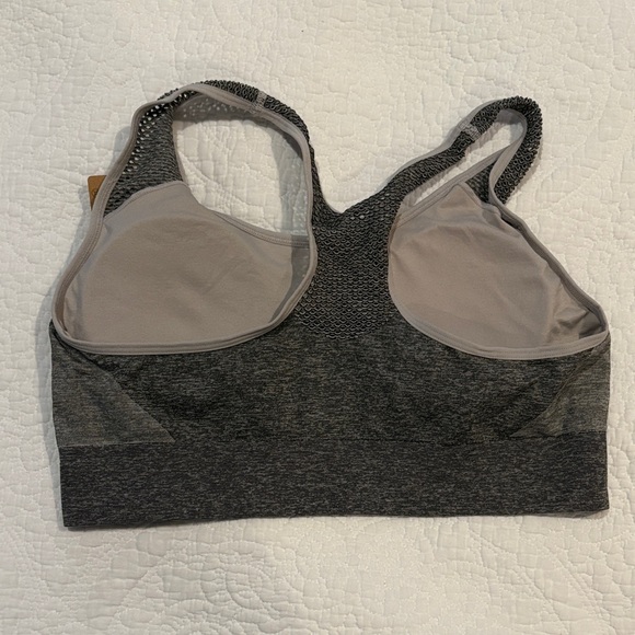 PINK Victoria's Secret Charcoal Sports Bra - Picture 2 of 2